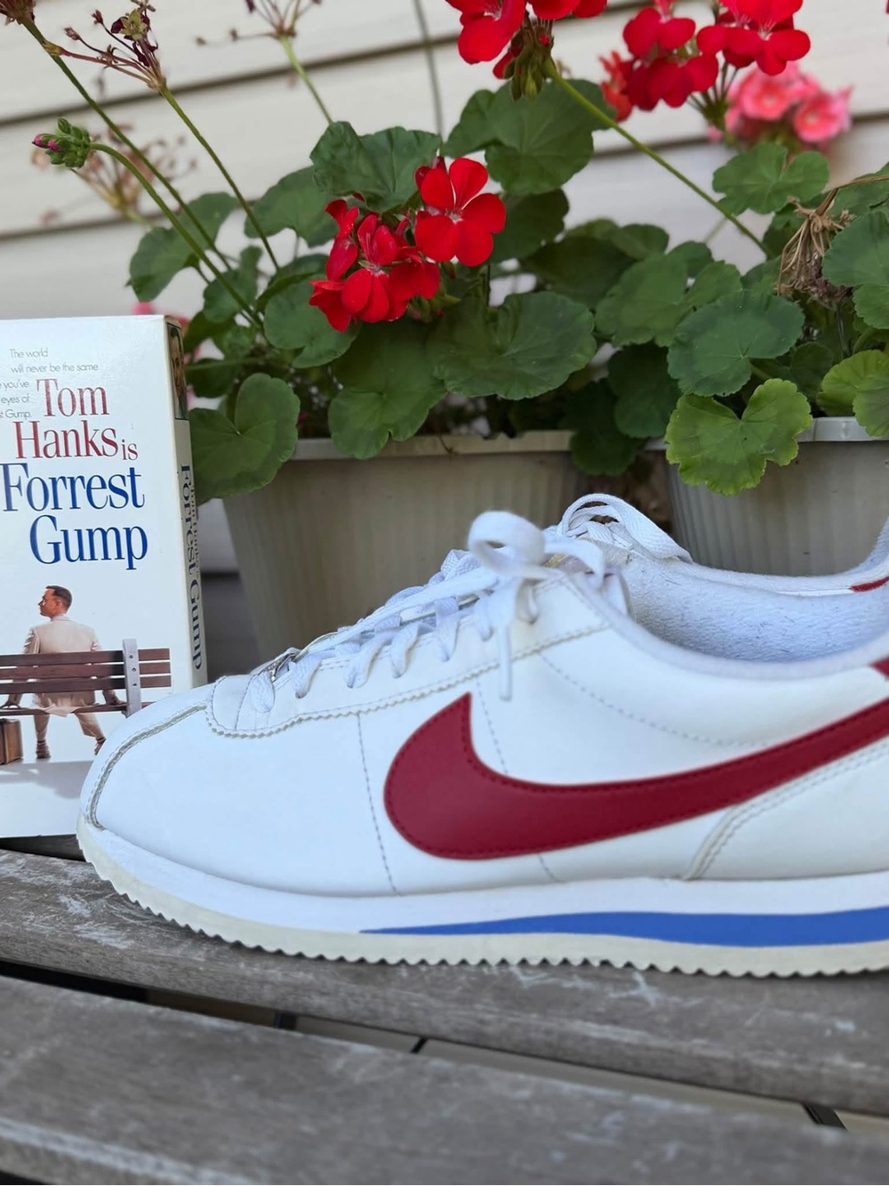 Nike White Sneakers with Red Swoosh and Blue Accent “Forrest Gump”